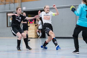 Bild 700 - B2 Loewinnen Cup